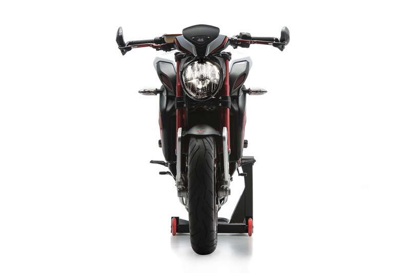 Illustration for article titled 2016 MV Agusta Brutale 800 And Lewis Hamilton Dragster RR: Small Changes And More Bling